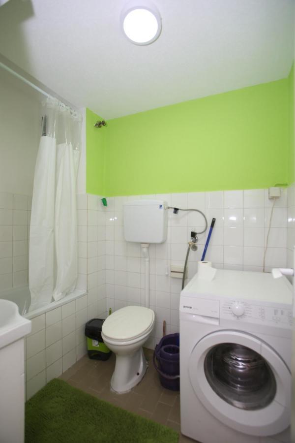T&A Apartment Paracin Exterior photo
